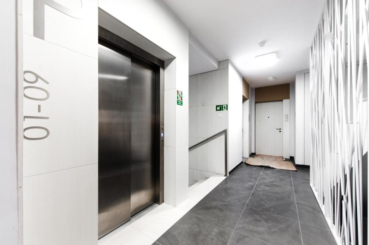 Апартаменты Project Comfort Apartament Dywizjonu 303 175/8 Warszawa Экстерьер фото