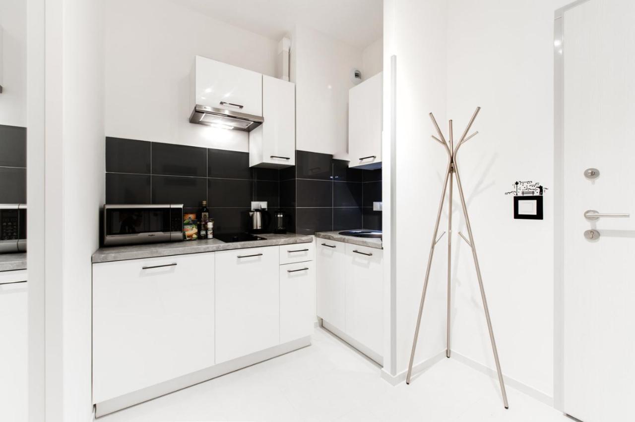 Апартаменты Project Comfort Apartament Dywizjonu 303 175/8 Warszawa Экстерьер фото